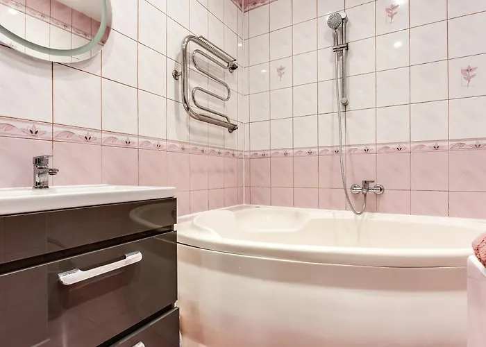 Picasso In A Park Area Львов