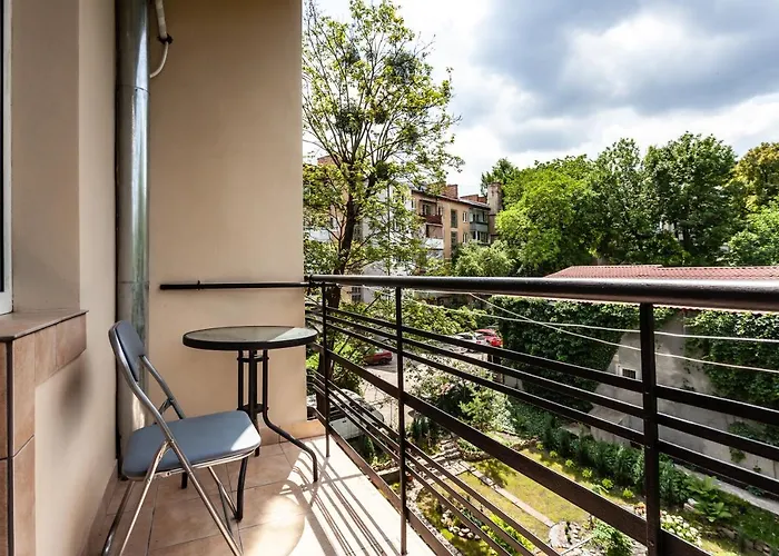 Picasso In A Park Area Lwów